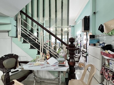 Bán nhà mặt tiền kdc lê thành, an lạc. bình tân. dt 64m2 x 3 tầng  4 x 16 . giá 7.15 tỷ tl . 2