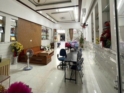 Bán nhà 2 tầng phùng đình phùng 0