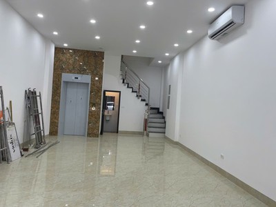 Bán nhà võng thị  thang máy -vỉa hè- kinh doanh   gần hồ tây 83m 6tầng 23.6tỷ 1