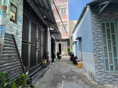 Chủ nhà cần ra gấp -chợ rạch ông -nguyễn thị tần p2 q8 - 84m2 ngang 4.2m chỉ 6.8tỷ, đi đâu cũng 1