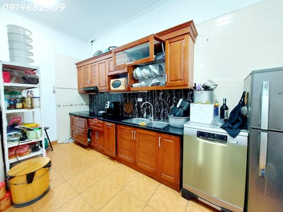 Cần bán nhà phố dương quang hàm: 37m2 x 4 tầng, ô tô, nhà đẹp ở ngay, ngõ thông, hơn 9 tỷ 1