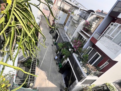 Bán nhà 3 tầng đường 339 phước long b, 100m2 hơn 6 tỷ, hẻm xe hơi tránh, có 4 phòng trọ sau nhà 2