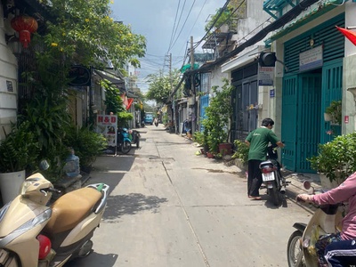 Chủ nhà cần ra gấp -chợ rạch ông -nguyễn thị tần p2 q8 - 84m2 ngang 4.2m chỉ 6.8tỷ, đi đâu cũng 3