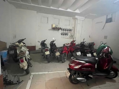 Bán nhà ngõ 192 kim mã 71m 5 tầng dòng tiền 35 tr giá 18 tỷ 1