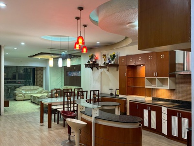 Cho thuê căn chung cư 178m2 tòa thành công tower, 57 láng hạ 1