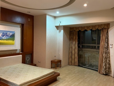 Cho thuê căn chung cư 178m2 tòa thành công tower, 57 láng hạ 2