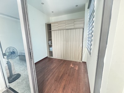 Cho thuê 5 căn hộ Vinhomes Imperia 1