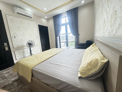 Cho thuê 5 căn hộ Vinhomes Imperia 7