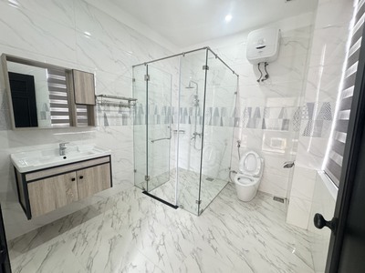 Cho thuê 5 căn hộ Vinhomes Imperia 8