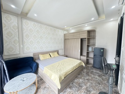 Cho thuê 5 căn hộ Vinhomes Imperia 9