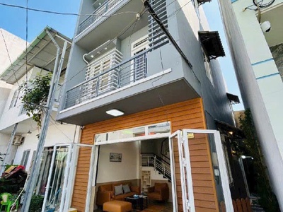 Nhà Mới Đẹp Làng Hoa 1 Sẹc gần MT Ngang 6m 70m2 3 Tầng HXH Vào Nhà - chỉ 6,x Tỷ 0