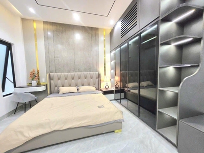 Bán siêu phẩm mới 100 hòa minh 9