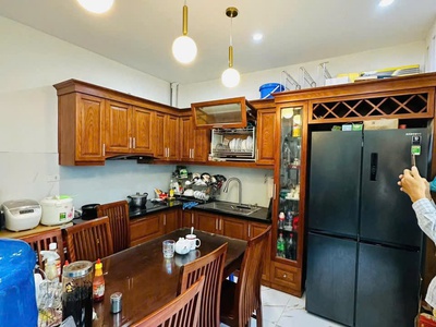 Cô chú em gửi bán nhà đường láng-lô góc 2 mặt ngõ-kinh doanh-oto nhỏ đỗ cửa. 1