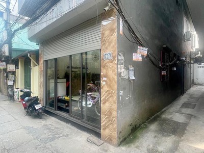 Siêu phẩm, nhà phố hoàng mai 35m x 4tầng, lô góc,  ngõ thông , ô tô gần nhà  giá chỉ 5.xtỷ 1