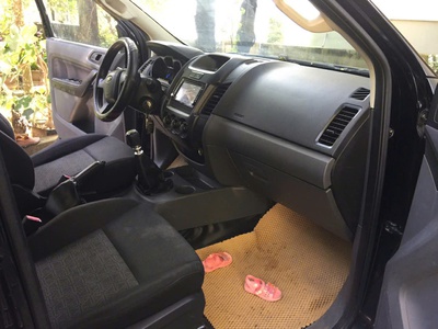 Ford Ranger màu đen, 2016, XL, số sàn, 2 cầu 6