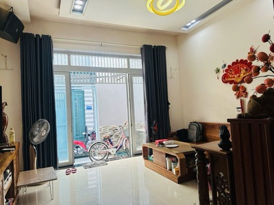 Ngay trường đại học công nghiệp thực phẩm - lê trọng tấn - 64m2 - 3 tầng - sổ hoàn công đủ giá 4.8 4