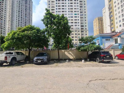 Gia đình cần bán gấp nhà phân lô chân tòa victoria văn phú 38m2 ô tô tránh hơn 9 tỷ có thương lượng 4