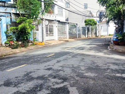 Khu nhà hiếm bán tăng nhơn phú b, 5x18 x3 tầng.  đường 6m .nhỉnh 7 tỷ 2