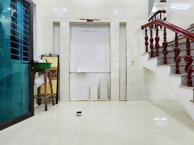 Bán nhà mặt ngõ thiên lôi, 38m 3.5 tầng giá 2.5 tỉ , vị trí lô góc cực đẹp 1