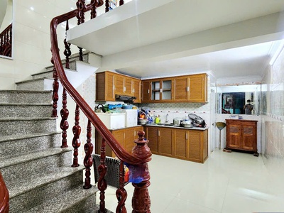 Bán nhà mặt ngõ thiên lôi, 38m 3.5 tầng giá 2.5 tỉ , vị trí lô góc cực đẹp 0