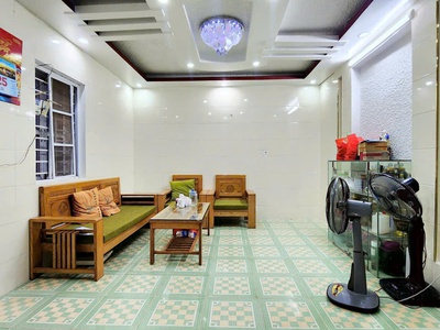 Bán nhà mặt ngõ thiên lôi, 38m 3.5 tầng giá 2.5 tỉ , vị trí lô góc cực đẹp 2