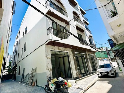 Bán nhà xây mới thiên lôi, 42m 4 tầng giá 3.8 tỉ, ngay gần mặt đường, ô.tô tận cửa 0