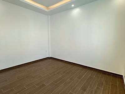  Siêu phẩm nhà 4T x 60m2, độc lập, sân cổng riêng, gara ô tô cạnh nhà trung tâm Hồ Sen Diện tích 10