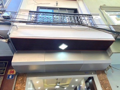 Ngay trung tâm hà đông 2 mặt ngõ dt trên 30m ô tô đỗ cửa gần sát trường chợ , giao thong thuận 4