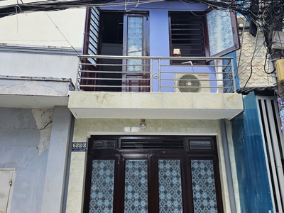 Cho thuê nhà mới sơn sửa giá rẻ hẻm xe tải thông đường quang trung và lê văn thọ 0