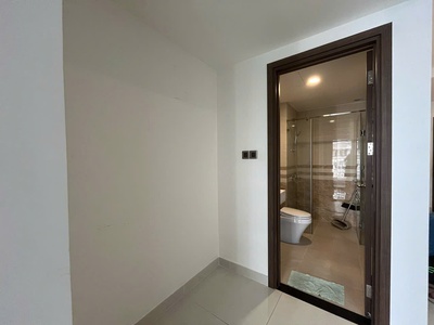 Cho thuê officetel làm văn phòng tại Saigon Royal, View đẹp nhất nội khu, 15 triệu/tháng 8