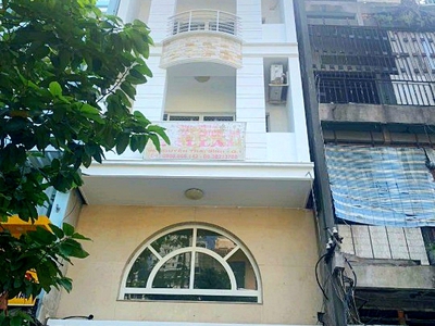 Cho thuê nhà  85 Nguyễn Thái Bình, P Nguyễn Thái Bình, Quận 1. 5 Tầng 4x18  320m2 chỉ 70tr 0