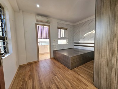 Bán căn hộ tầng cao, nhà đẹp, nội thất long lanh, xách vali vào ở luôn tại tòa ct8 khu đô thị đại 3