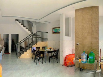 Siêu rẻ  mặt tiền bình kỳ, 83m2, 2 tầng mới đẹp, ở và kinh doanh, chỉ 2,75 tỷ 0