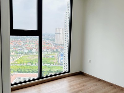 Bán cắt lỗ căn hộ 3n toà gs1,82m,tầng trung 1