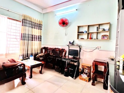 Đất mới về giá tốt, hxh, linh đông thủ đức, dt 50m2   4.1 x 12   giá chỉ 3 tỷ nhỉnh. 0