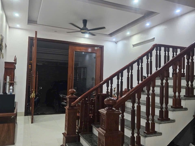 Bán nhà 3.5 tầng mặt phố khu Đông Nam Cường, TP Hải Dương 98m2, mt 5m, nhà đẹp, giá tốt 0