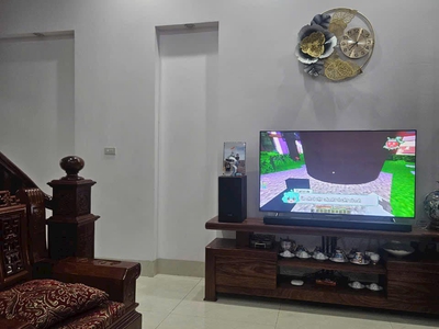Bán nhà 3.5 tầng mặt phố khu Đông Nam Cường, TP Hải Dương 98m2, mt 5m, nhà đẹp, giá tốt 1