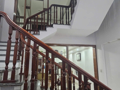 Bán nhà 3.5 tầng mặt phố khu Đông Nam Cường, TP Hải Dương 98m2, mt 5m, nhà đẹp, giá tốt 2