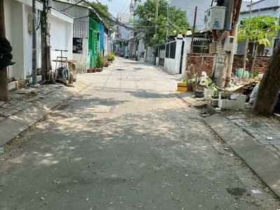 Lô gốc sát mặt tiền lê văn lương phước kiển nhà bè 104m2 đất thổ ngang 8.3m chỉ 4.5 tỷ 2