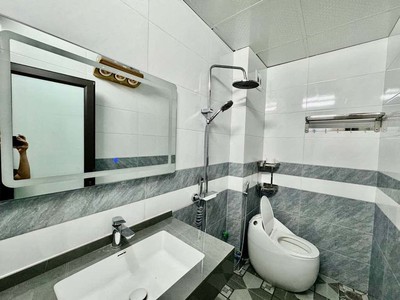 Nhà nguyễn thị định, hxh,2 tầng 85m2 , 4 pn , hoàn công 1