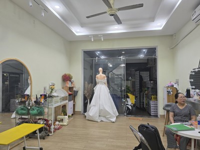 Siêu phẩm 4 tầng 2 căn mặt tiền kinh doanh, diện tích khủng 331m  - giá chỉ 15 tỷ 1