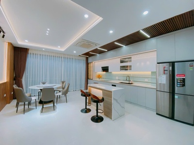 Bán nhà cổ linh, diện tích 45m2. mặt tiền 5.5m. giá 14.8 tỷ  sổ đỏ sẵn sàng sang tên 2