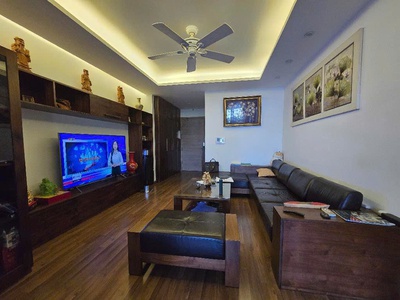Siêu phẩm  căn hộ 84m2 2pn có slot ô tô - ban công đông nam - tặng nt 400 triệu - tin thật 100 2