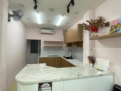 Chính chủ cần sang nhượng gấp  cửa hàng ở hà nội - địa chỉ: 128 tây sơn, đống đa, hà nội 2