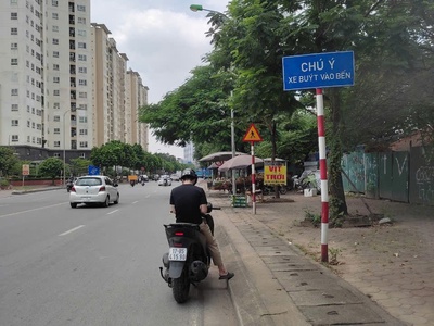 Cho thuê bãi đất 7,5 ha tại đường Cương Kiên, Mễ Trì làm sân bóng 1