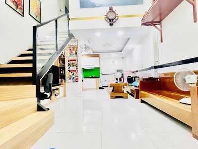Xe hơi hẻm 8m - tch 08 quận 12 - 44m2 - 2 tầng đẹp ở luôn - giá chỉ 2.99 3