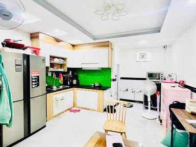 Xe hơi hẻm 8m - tch 08 quận 12 - 44m2 - 2 tầng đẹp ở luôn - giá chỉ 2.99 1