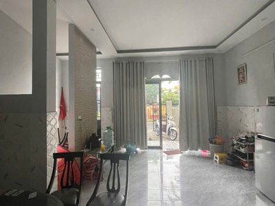 Bán nhà 2 mặt kiệt Nguyễn Công Trứ 70m2 2 tầng chỉ nhỉnh 3 tỷ. 0