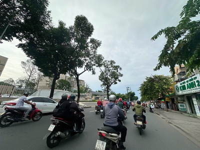 Chính chủ gửi bán nhà hxh nguyễn kiệm 5 tầng có thang máy 62m2 ngay bv 175 10 tỷ hơn. 0