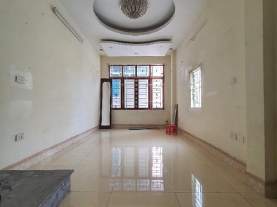 Nhà bồ đề 5 tầng, lô góc, gần công viên bồ đề, đỗ xe ô tô thoải mái, chỉ 4.2 tỷ 1